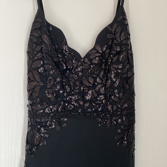 Black cocktail dress with sequins from Honey - Picture 1 of 4